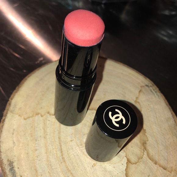 CHANEL Other - CHANEL LES BEIGES Stick Blush in N*21
